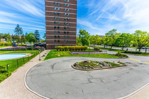 Photo 34 at 206 - 1615 Bloor Street E, Applewood, Mississauga