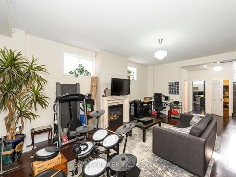 Photo 32 at 46 Ben Boy Avenue, Schomberg, King