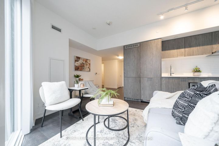 Photo 5 at 203 - 60 Shuter Street, Yonge Corridor, Toronto