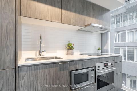 Photo 24 at 203 - 60 Shuter Street, Yonge Corridor, Toronto