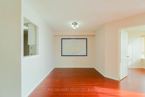 Photo 6 at 525 - 3 Greystone Walk Drive, Kennedy Park, Toronto