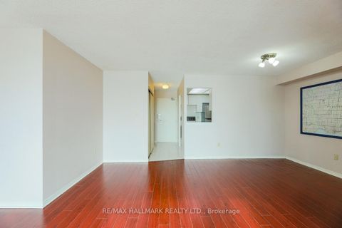 Photo 7 at 525 - 3 Greystone Walk Drive, Kennedy Park, Toronto