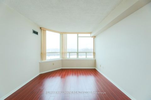 Photo 8 at 525 - 3 Greystone Walk Drive, Kennedy Park, Toronto