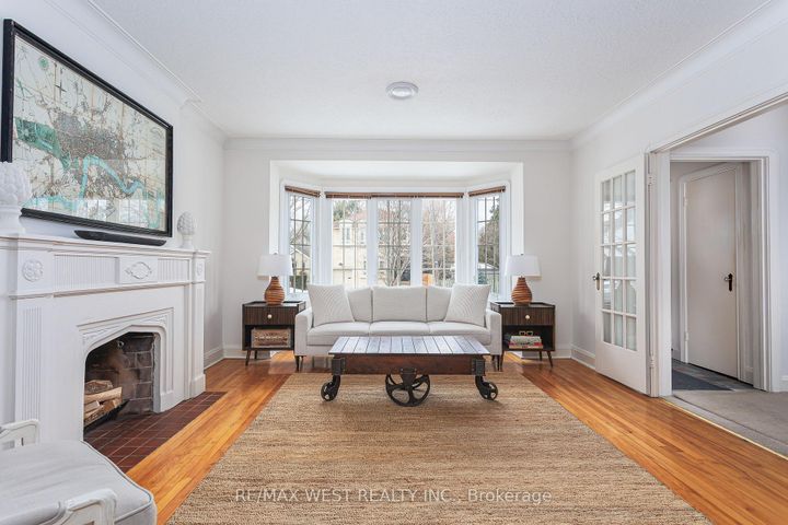 Photo 1 at 3 Glenroy Avenue, Queensway, Toronto