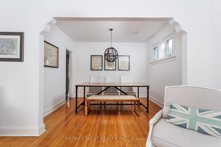 Photo 4 at 3 Glenroy Avenue, Queensway, Toronto