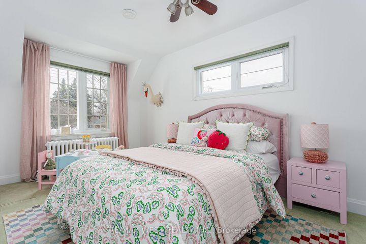 Photo 10 at 3 Glenroy Avenue, Queensway, Toronto