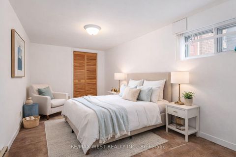 Photo 17 at 3 Glenroy Avenue, Queensway, Toronto