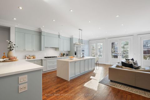 Photo 10 at 24 Oriole Road, St. Clair, Toronto