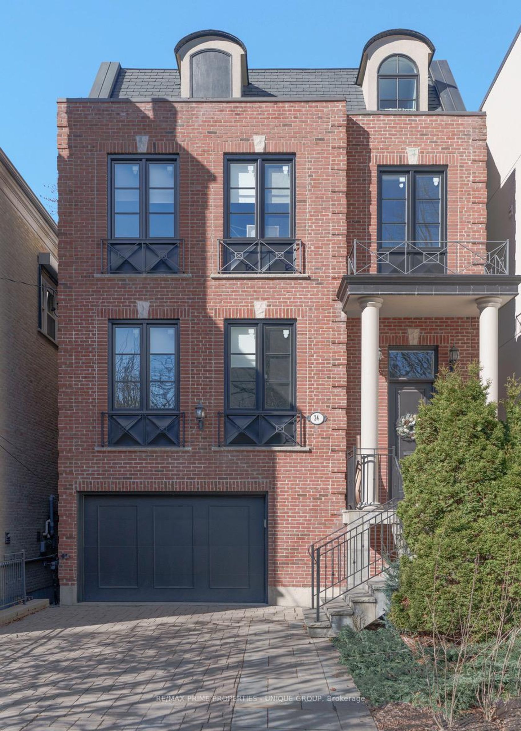 24 Oriole Road, St. Clair, Toronto photo number 2