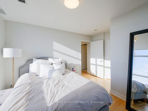 Photo 15 at 1010 - 58 Orchard View Boulevard, Eglinton, Toronto