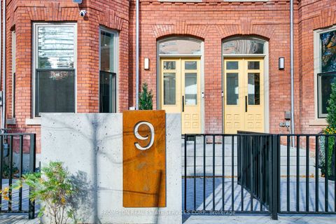 Photo 1 at 9 Gloucester Street, Yonge Corridor, Toronto
