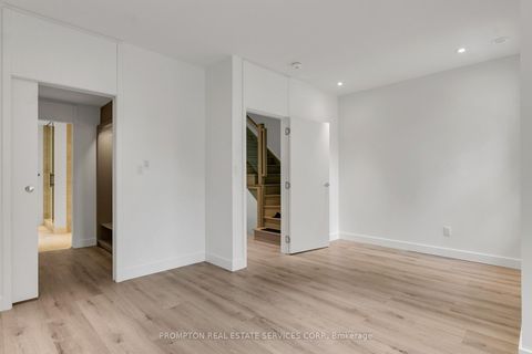 Photo 18 at 9 Gloucester Street, Yonge Corridor, Toronto