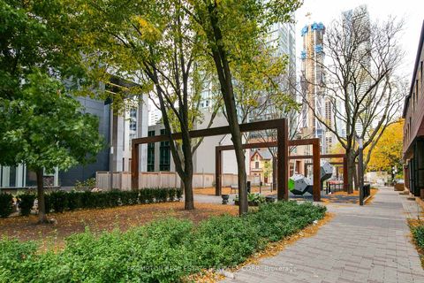 Photo 34 at 9 Gloucester Street, Yonge Corridor, Toronto