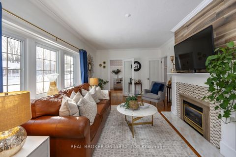 Photo 8 at 18 Concession Street W, Bowmanville, Clarington