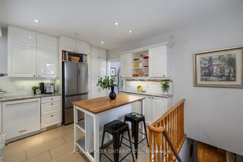 Photo 15 at 18 Concession Street W, Bowmanville, Clarington