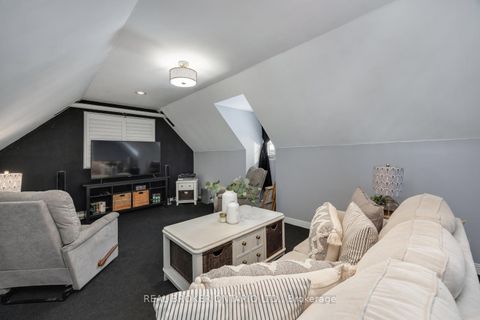 Photo 18 at 18 Concession Street W, Bowmanville, Clarington