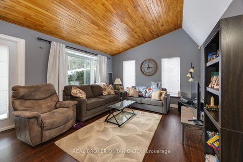 Photo 37 at 18 Concession Street W, Bowmanville, Clarington