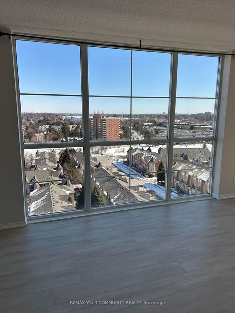 Photo 3 at 15C - 8 Rosebank Drive, Malvern, Toronto