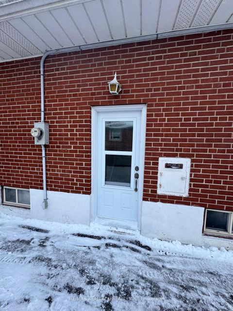 Photo 2 at 1467 Oxford Street, Lakeview, Oshawa