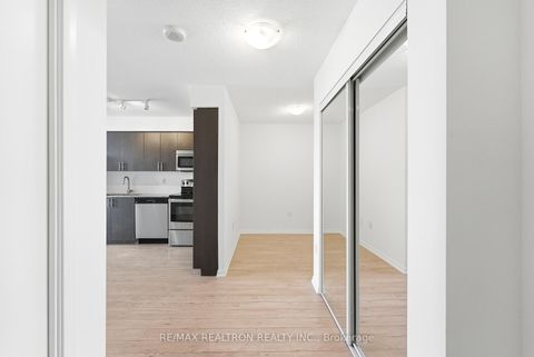 Photo 5 at 446 - 830 Lawrence Avenue W, Glen Park, Toronto