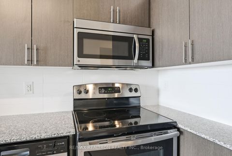 Photo 12 at 446 - 830 Lawrence Avenue W, Glen Park, Toronto