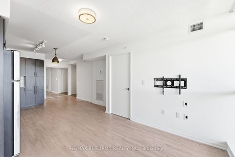 Photo 19 at 446 - 830 Lawrence Avenue W, Glen Park, Toronto