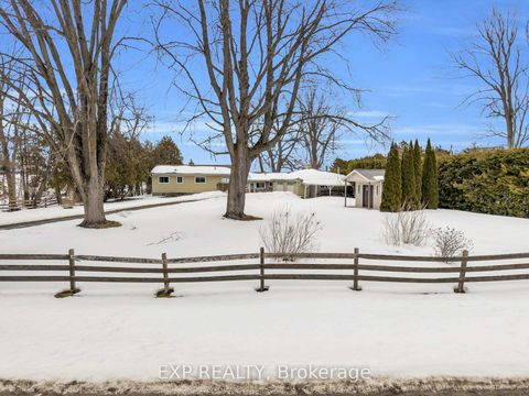 Photo 5 at 561 Duclos Point Road, Virginia, Georgina