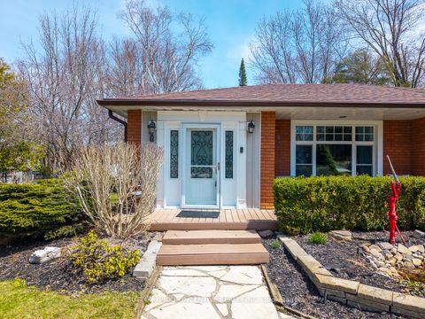 Photo 3 at 2035 Craig Road, Alcona, Innisfil