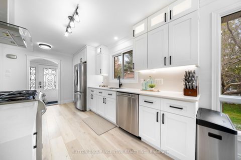 Photo 5 at 2035 Craig Road, Alcona, Innisfil