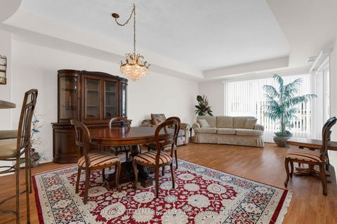 Photo 9 at PH 2-4 - 2 Toronto Street, City Centre, Barrie