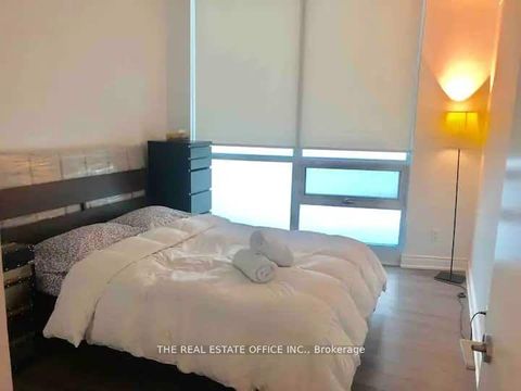 Photo 7 at 3802 - 219 Fort York Boulevard, Niagara, Toronto