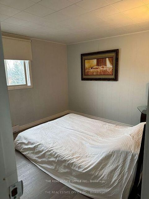 Photo 21 at 393 Adeline Drive, Keswick South, Georgina