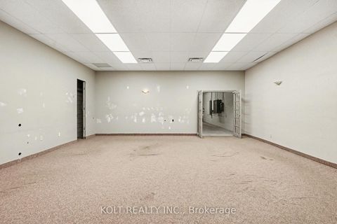 Photo 11 at 8 - 1040 Martin Grove Road, Clairville, Toronto