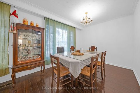 Photo 10 at 3053 Bayview Avenue, Bayview Village, Toronto