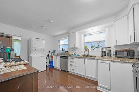 Photo 12 at 3053 Bayview Avenue, Bayview Village, Toronto