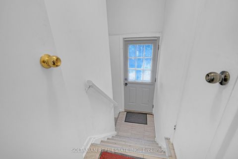 Photo 19 at 3053 Bayview Avenue, Bayview Village, Toronto