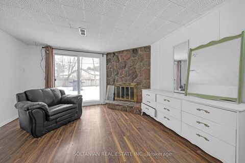 Photo 31 at 3053 Bayview Avenue, Bayview Village, Toronto