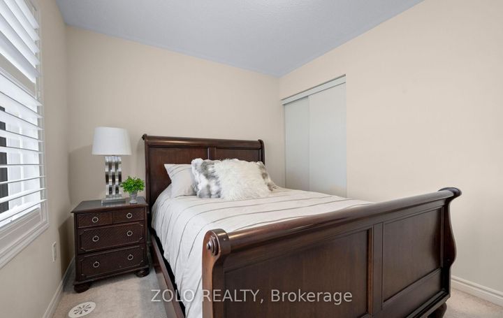 Photo 7 at 65 - 22 Spring Creek Drive, Waterdown, Hamilton