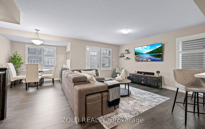Photo 14 at 65 - 22 Spring Creek Drive, Waterdown, Hamilton