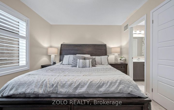 Photo 29 at 65 - 22 Spring Creek Drive, Waterdown, Hamilton