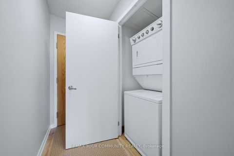 Photo 33 at 1526 - 38 Joe Shuster Way, South Parkdale, Toronto