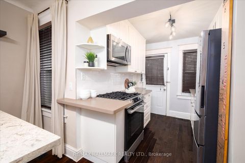 Photo 10 at 282 Lee Avenue, The Beaches, Toronto