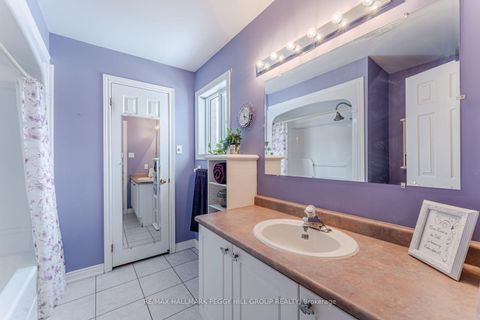 Photo 7 at 25 Kell Place, Bayshore, Barrie