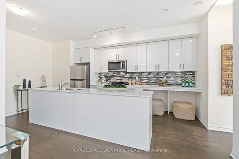 Photo 4 at 30 - 1972R Victoria Park Avenue, Donalda, Toronto