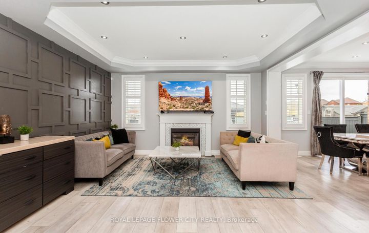 Photo 14 at 21 Arkwright Drive, Northwest Brampton, Brampton