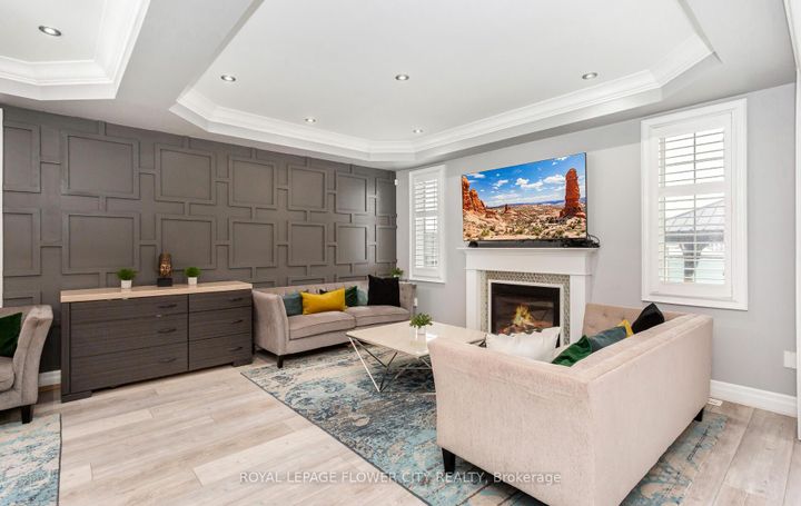 Photo 16 at 21 Arkwright Drive, Northwest Brampton, Brampton