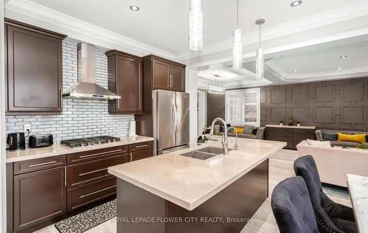 Photo 25 at 21 Arkwright Drive, Northwest Brampton, Brampton