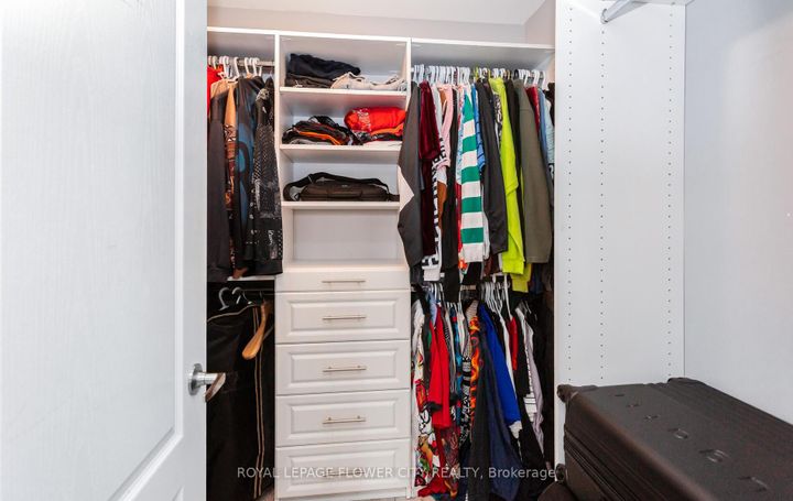 Photo 35 at 21 Arkwright Drive, Northwest Brampton, Brampton