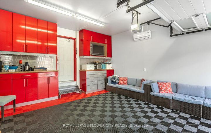 Photo 46 at 21 Arkwright Drive, Northwest Brampton, Brampton