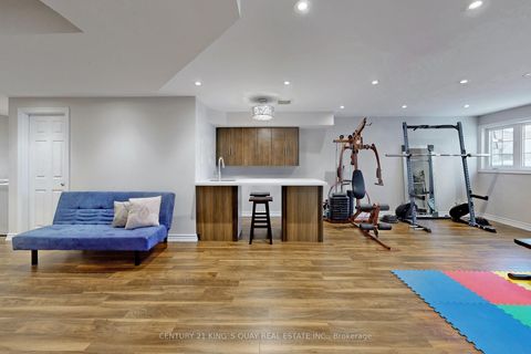 Photo 32 at 521 McGregor Farm Trail, Glenway Estates, Newmarket